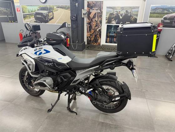 BMW R 1300 GS PLUS 